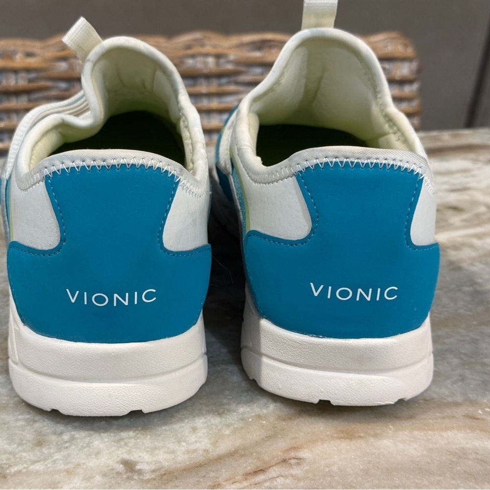 Women’s VIONIC Vayda slip on sneakers- Size 7 - Picture 6 of 9